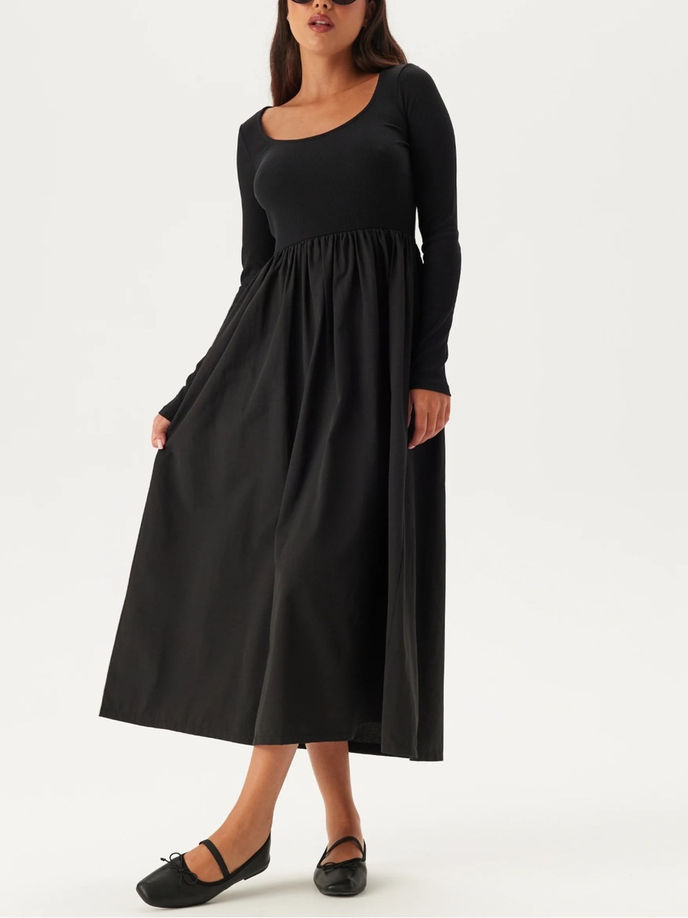 H&M Women’s Long Sleeve Black Midi Dress SzXS NWT